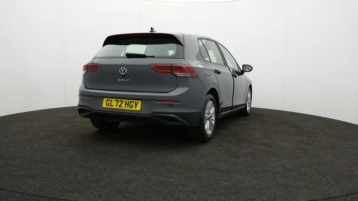 2022-volkswagen-golf-15-tsi-life-130ps-hatchback-big-74