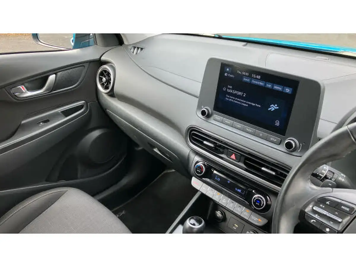 2022-hyundai-kona-16-gdi-se-connect-big-13