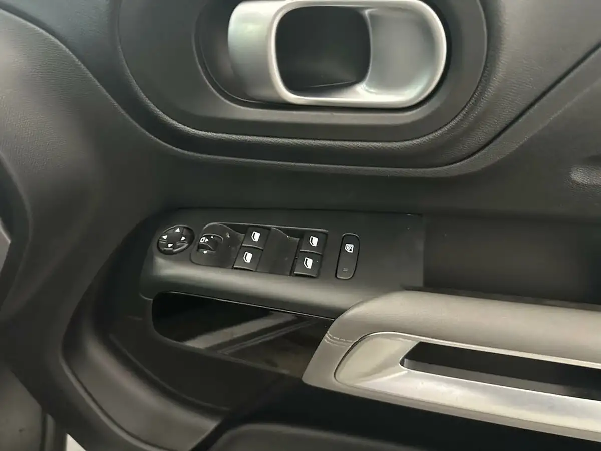 2021-citroen-c5-aircross-16-puretech-flair-225ps-plug-in-hybrid-e-eat8-big-19