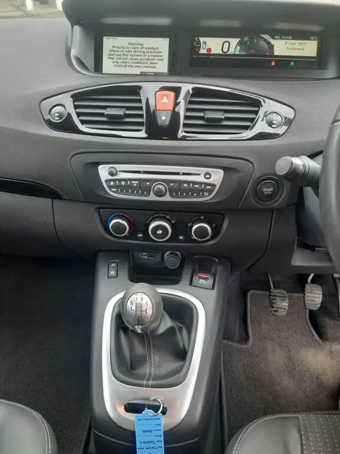 2011-renault-scenic-15dci-dynamique-tom-tom-fap-big-5