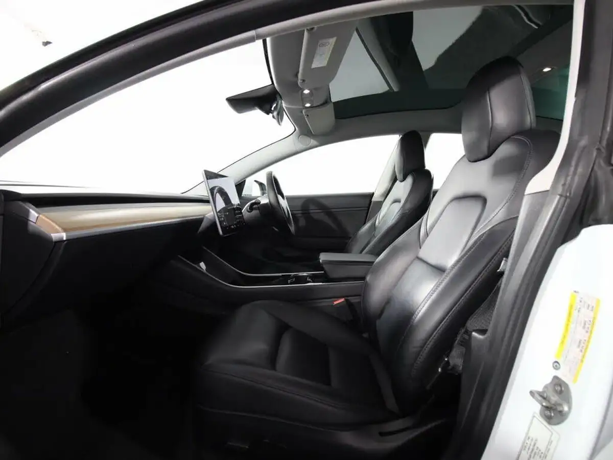 2020-tesla-model-3-e-standard-plus-big-10