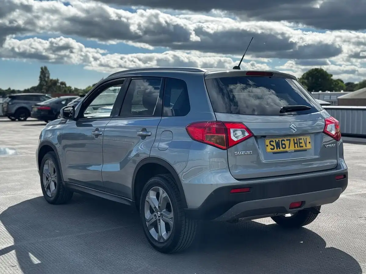 2017-suzuki-vitara-16-sz-t-big-4