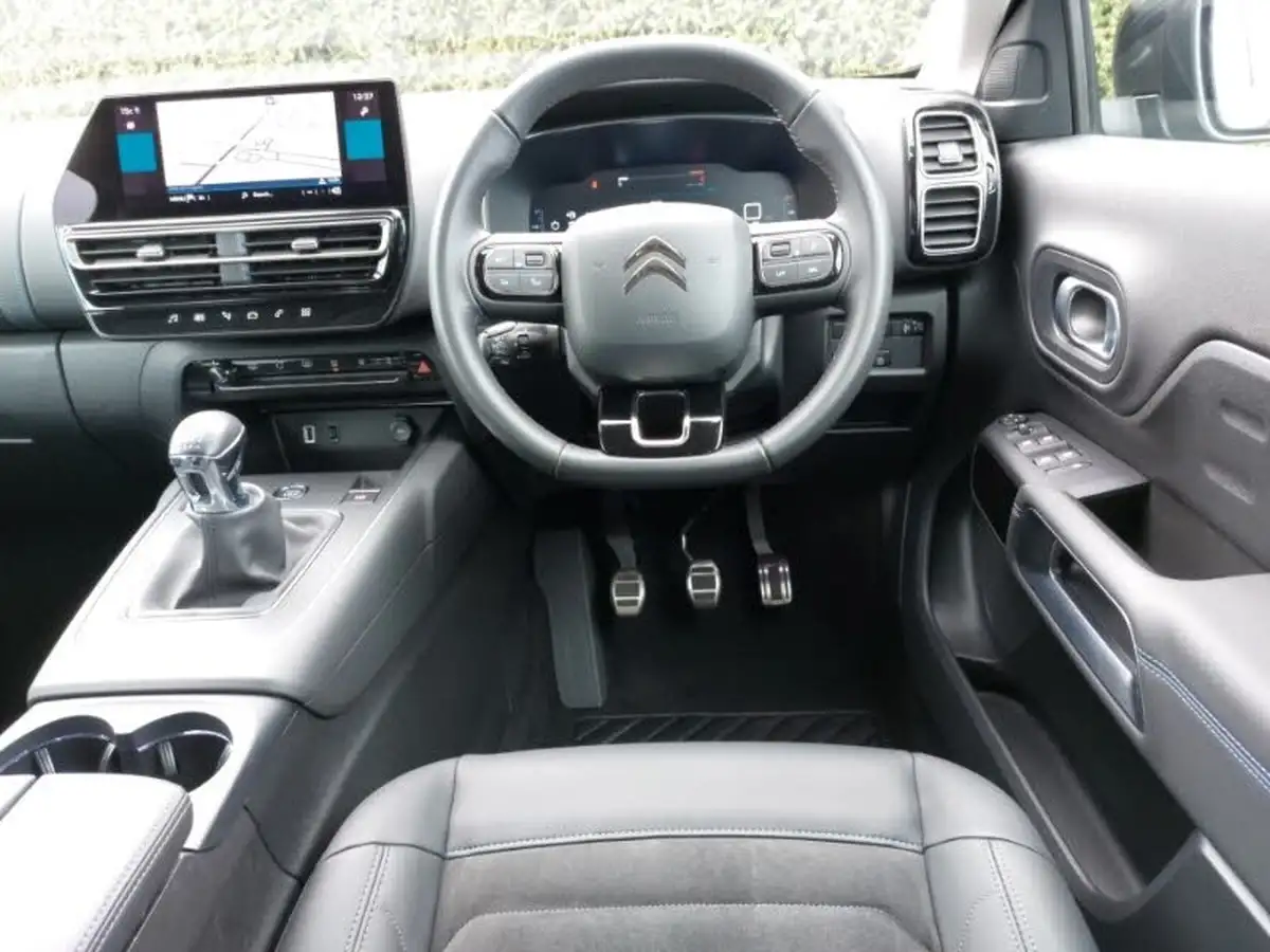 2023-citroen-c5-aircross-12-puretech-shine-130ps-ss-big-6