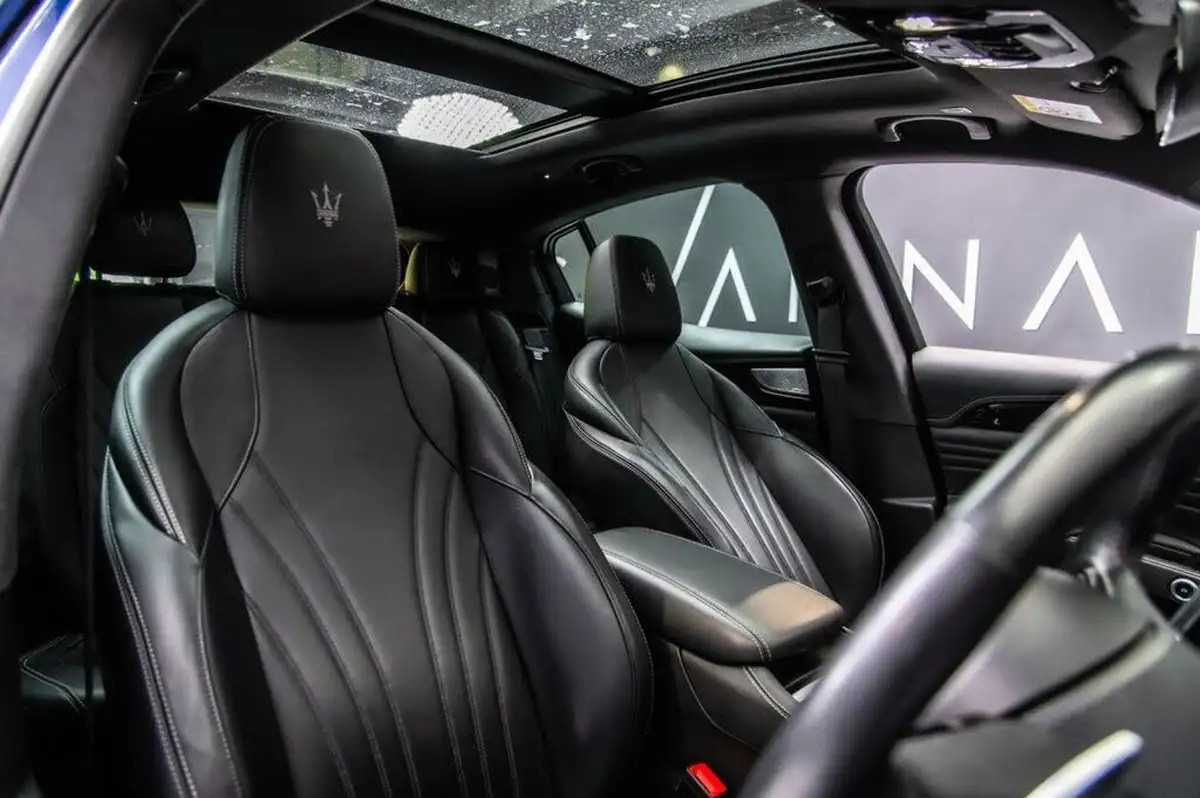 2022-maserati-grecale-20-modena-big-14