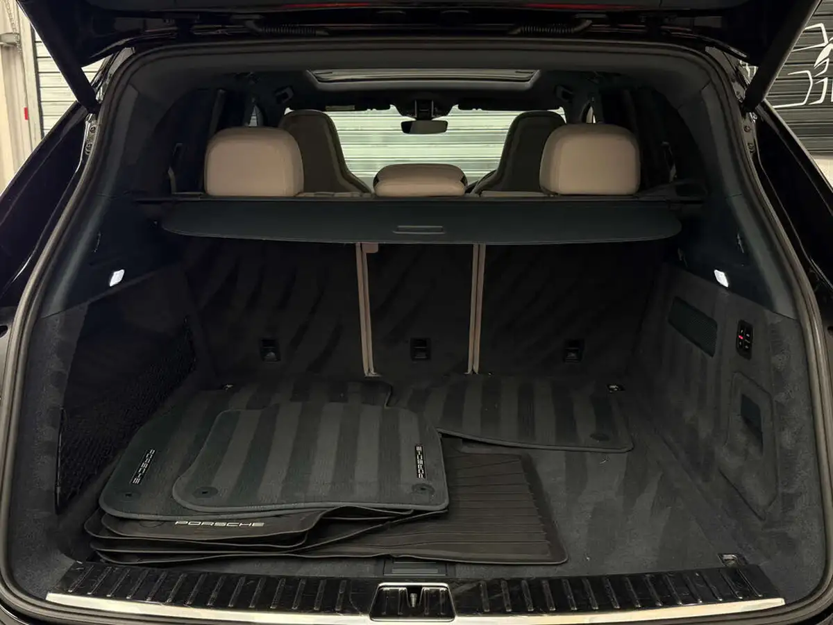 2020-porsche-cayenne-30-v6-s-big-23