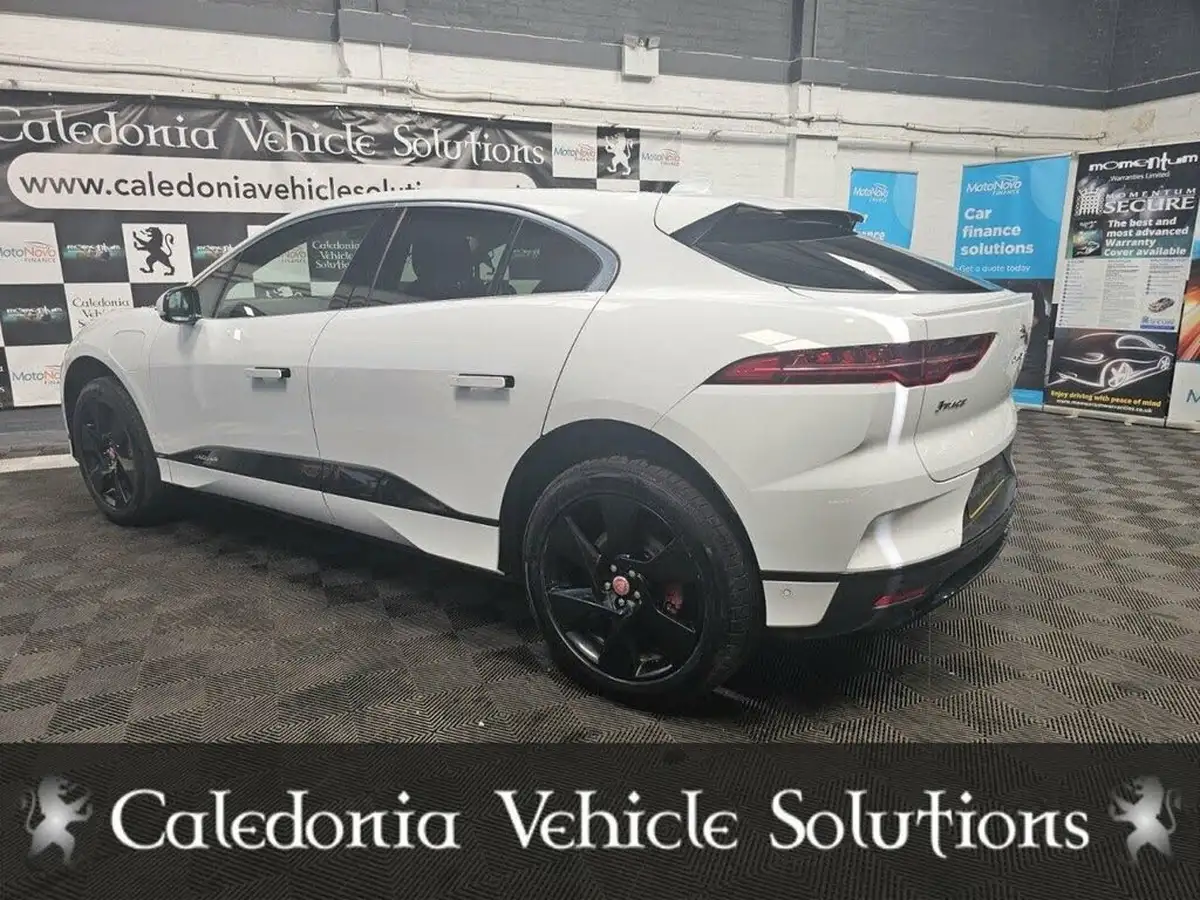 2019-jaguar-i-pace-ev400-se-big-3