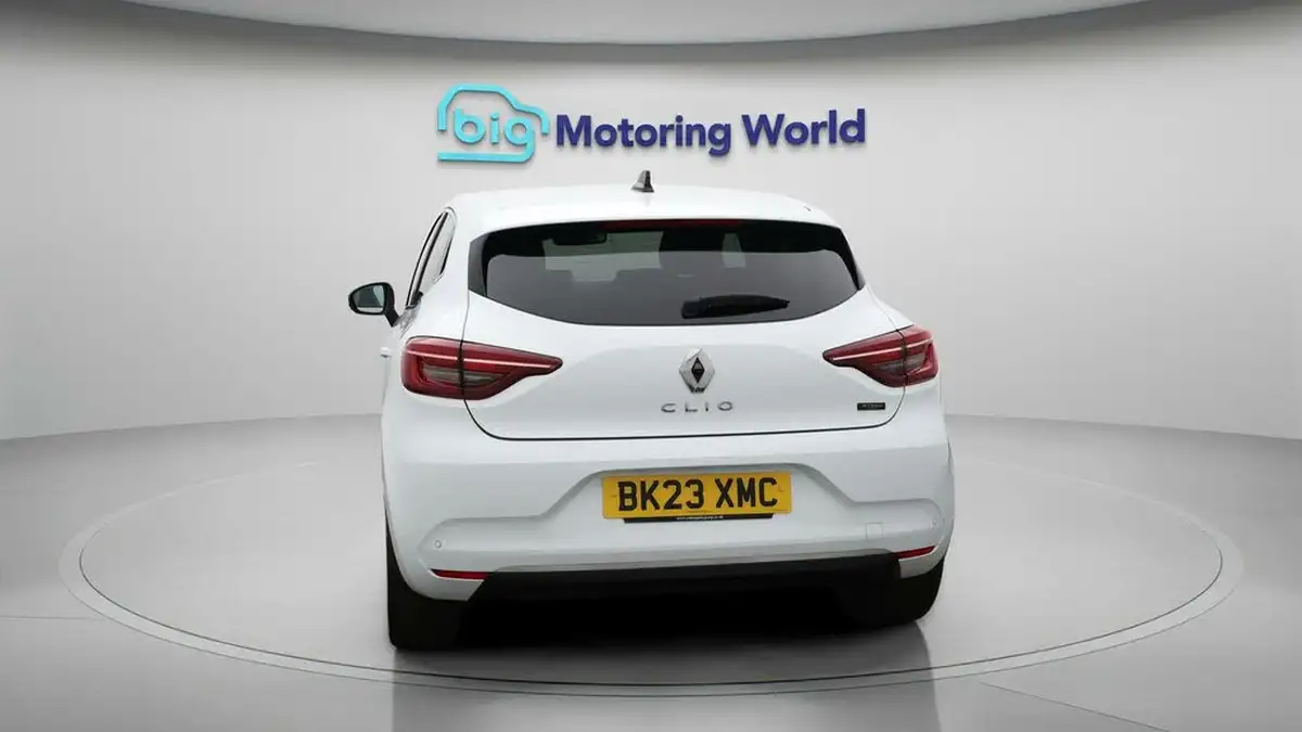 2023-renault-clio-16-techno-big-6