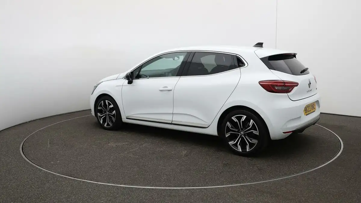 2023-renault-clio-16-techno-big-34