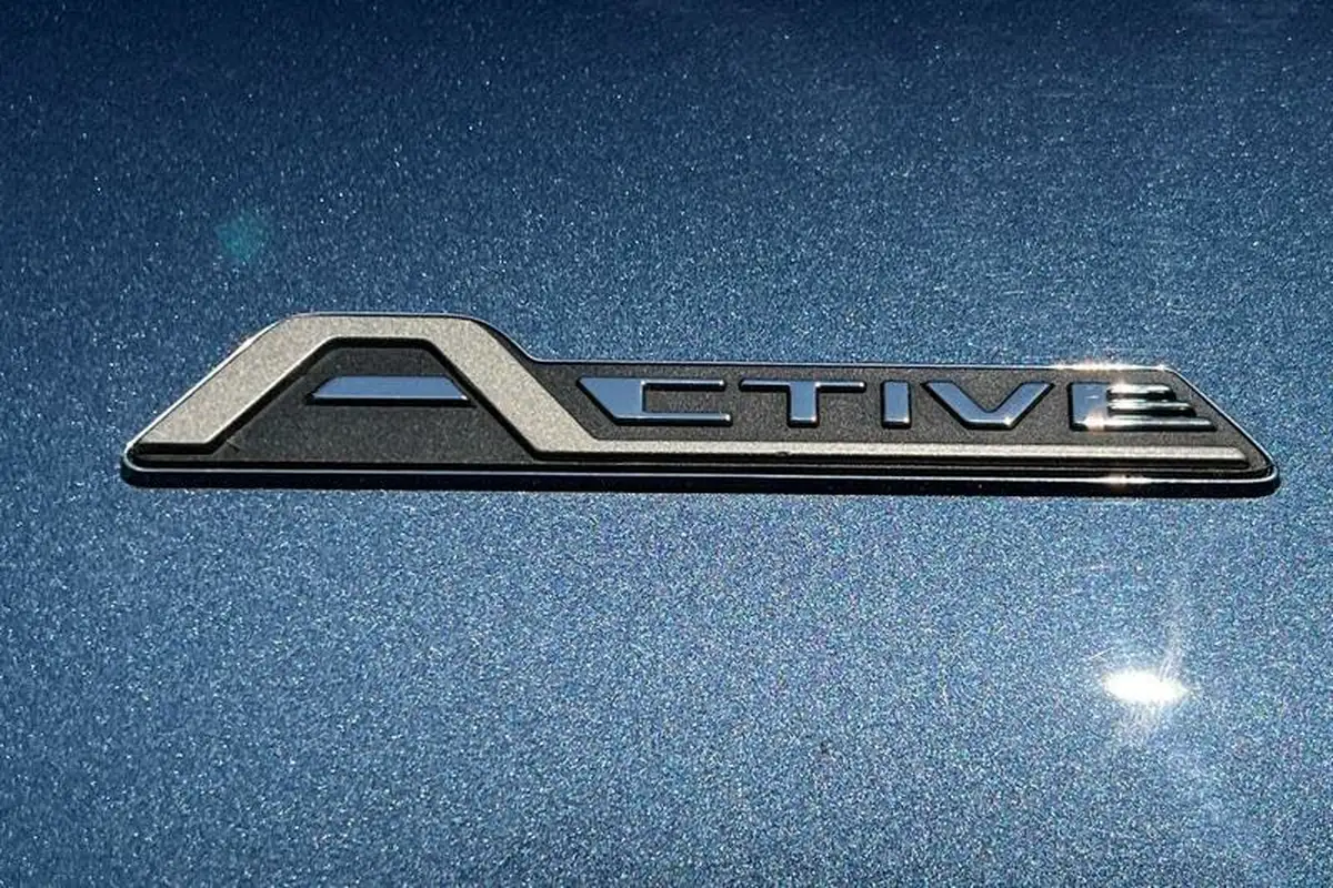 2023-ford-fiesta-10t-active-125ps-hybrid-mhev-powershift-big-39