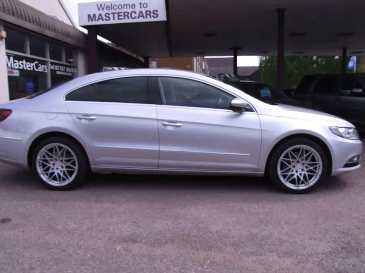 2012-volkswagen-cc-20td-gt-140ps-big-1