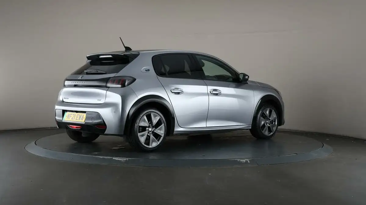 2021-peugeot-208-e-gt-50kwh-big-66