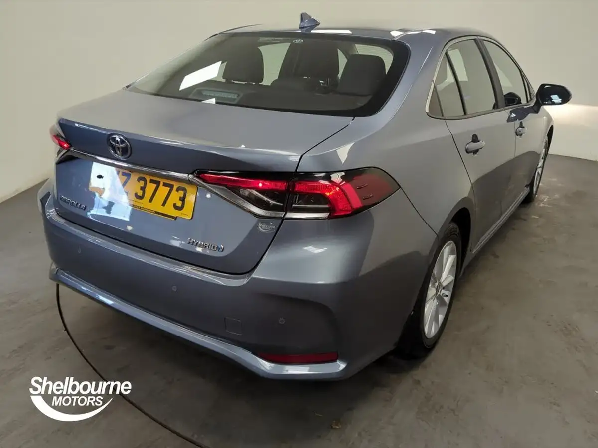 2022-toyota-corolla-18-vvt-i-icon-tech-saloon-4d-big-24