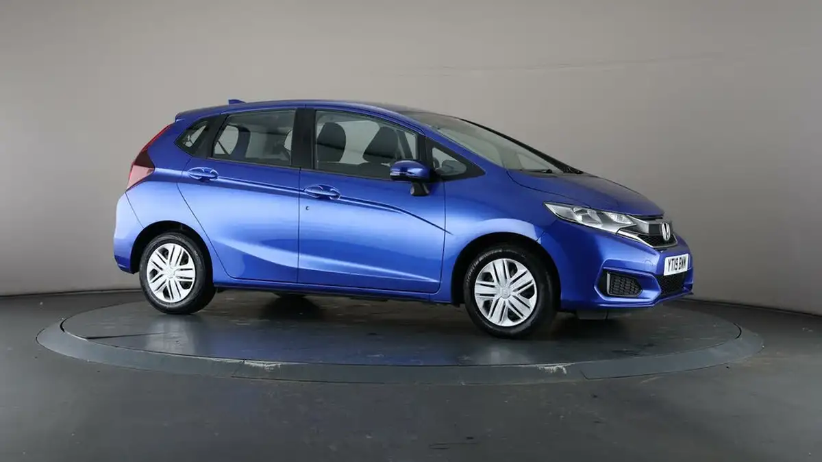 2019-honda-jazz-13-i-vtec-s-big-54