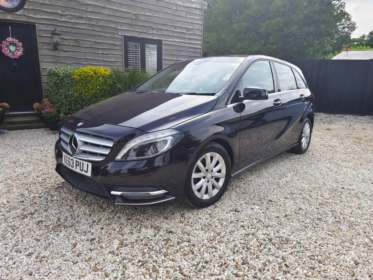 2014-mercedes-benz-b-class-big-9