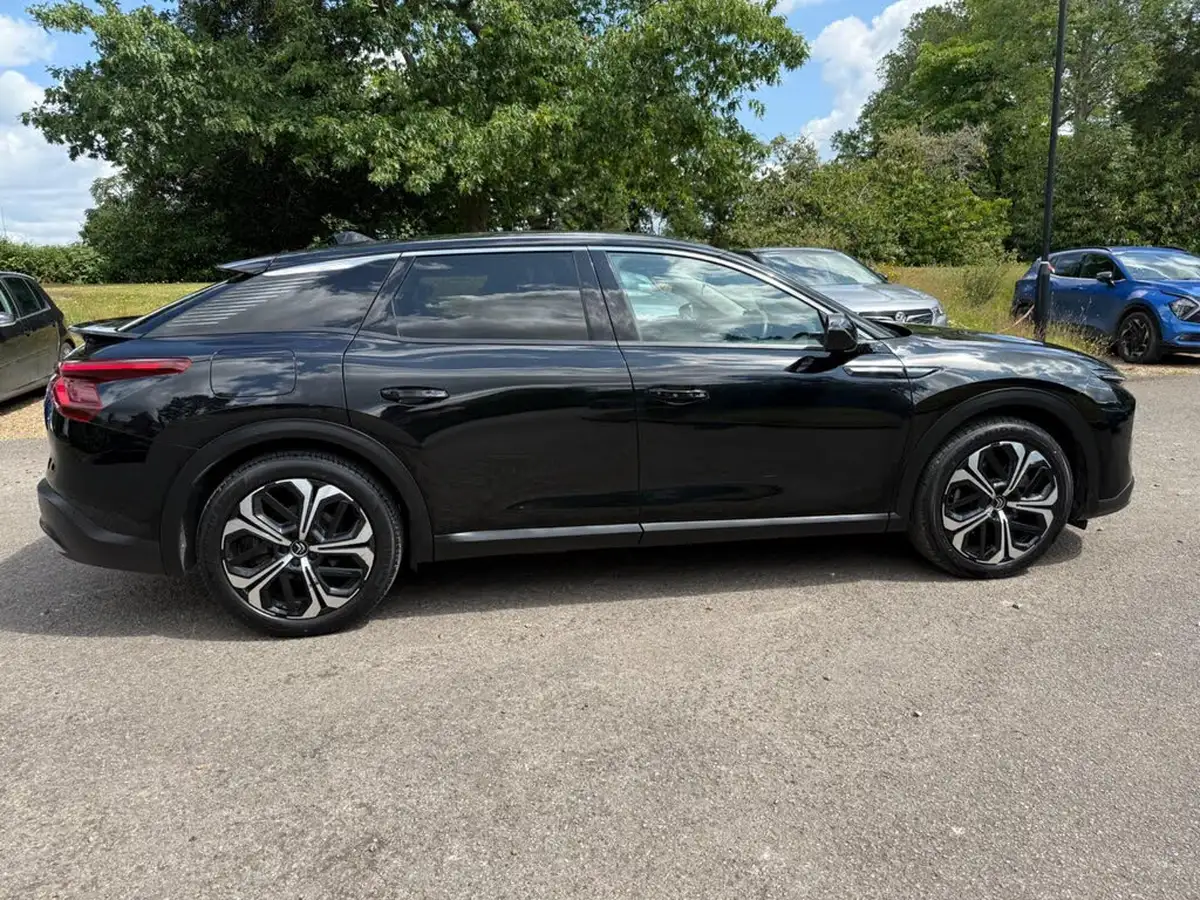 2022-citroen-c5-x-16-puretech-shine-plus-225ps-plug-in-hybrid-e-eat8-big-18
