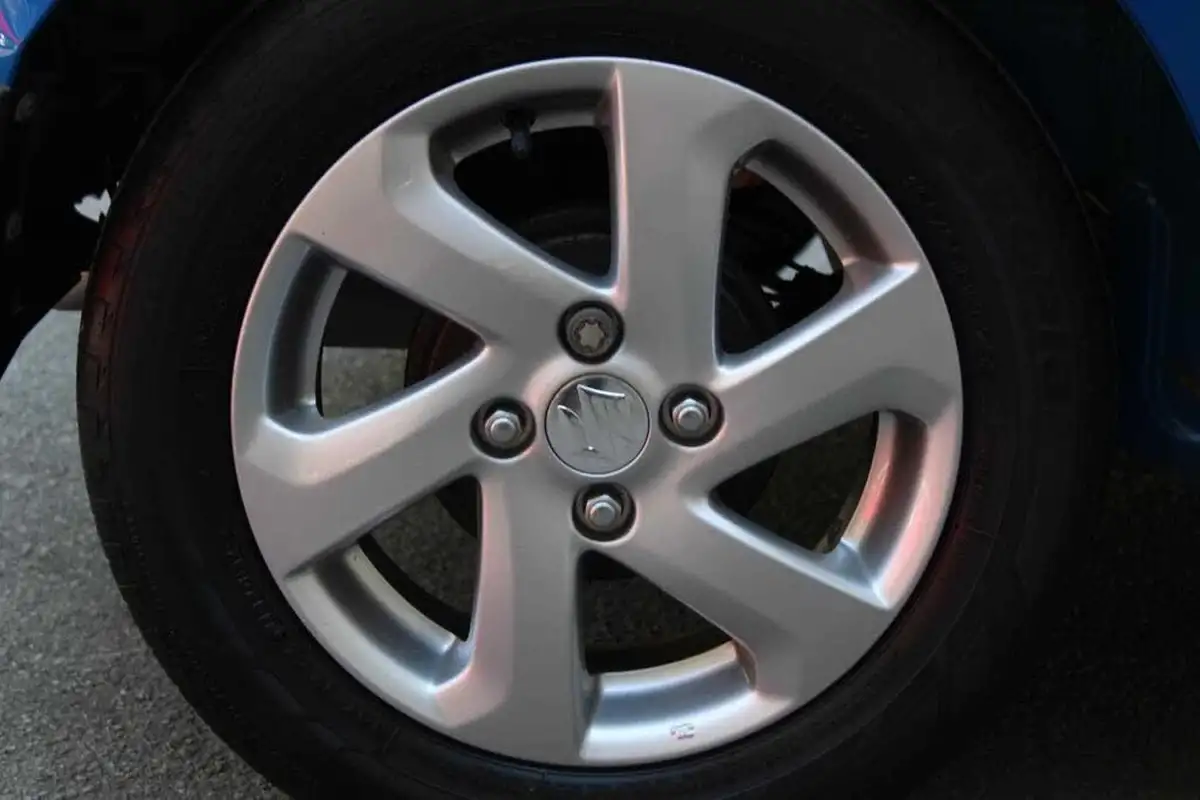 2019-suzuki-celerio-10-sz3-dualjet-big-9