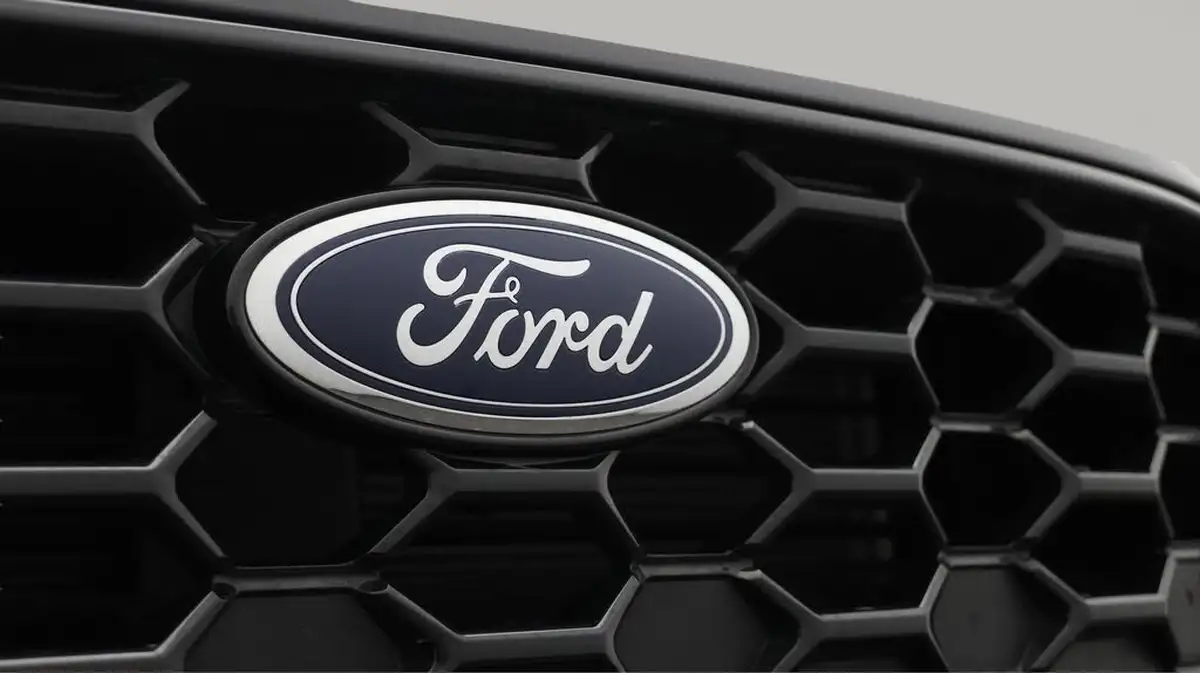 2023-ford-focus-10t-st-line-vignale-125ps-hybrid-mhev-hatchback-powershift-big-24
