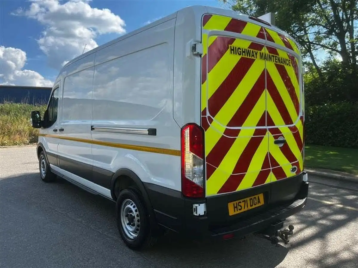 2022-ford-transit-20tdci-350-l3h2-leader-130pseu6dt-panel-van-big-14