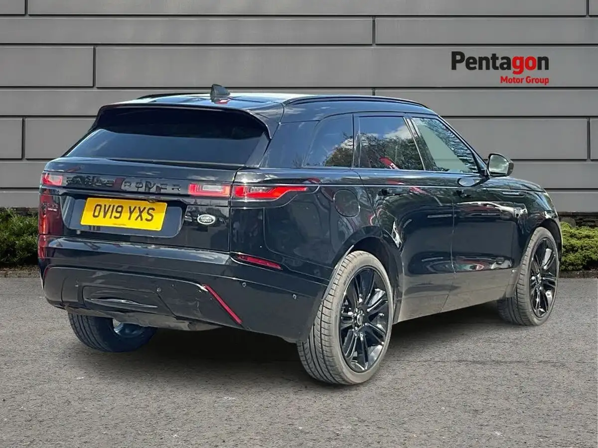 2019-land-rover-range-rover-velar-20-d240-r-dynamic-hse-big-4