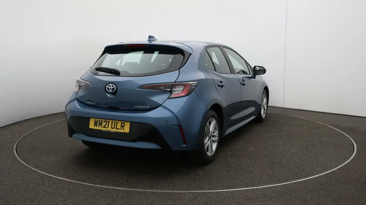 2021-toyota-corolla-18-vvt-i-icon-tech-spare-wheel-hatchback-5d-big-55