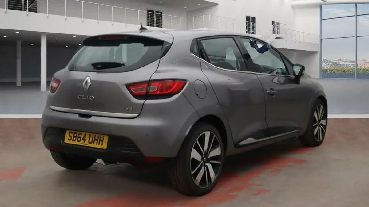 2014-renault-clio-15dci-dynamique-s-medianav-edc-auto-big-7