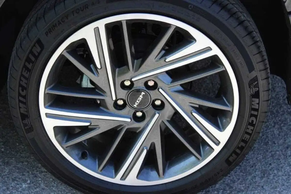 2025-kgm-ssangyong-actyon-15-k50-big-14