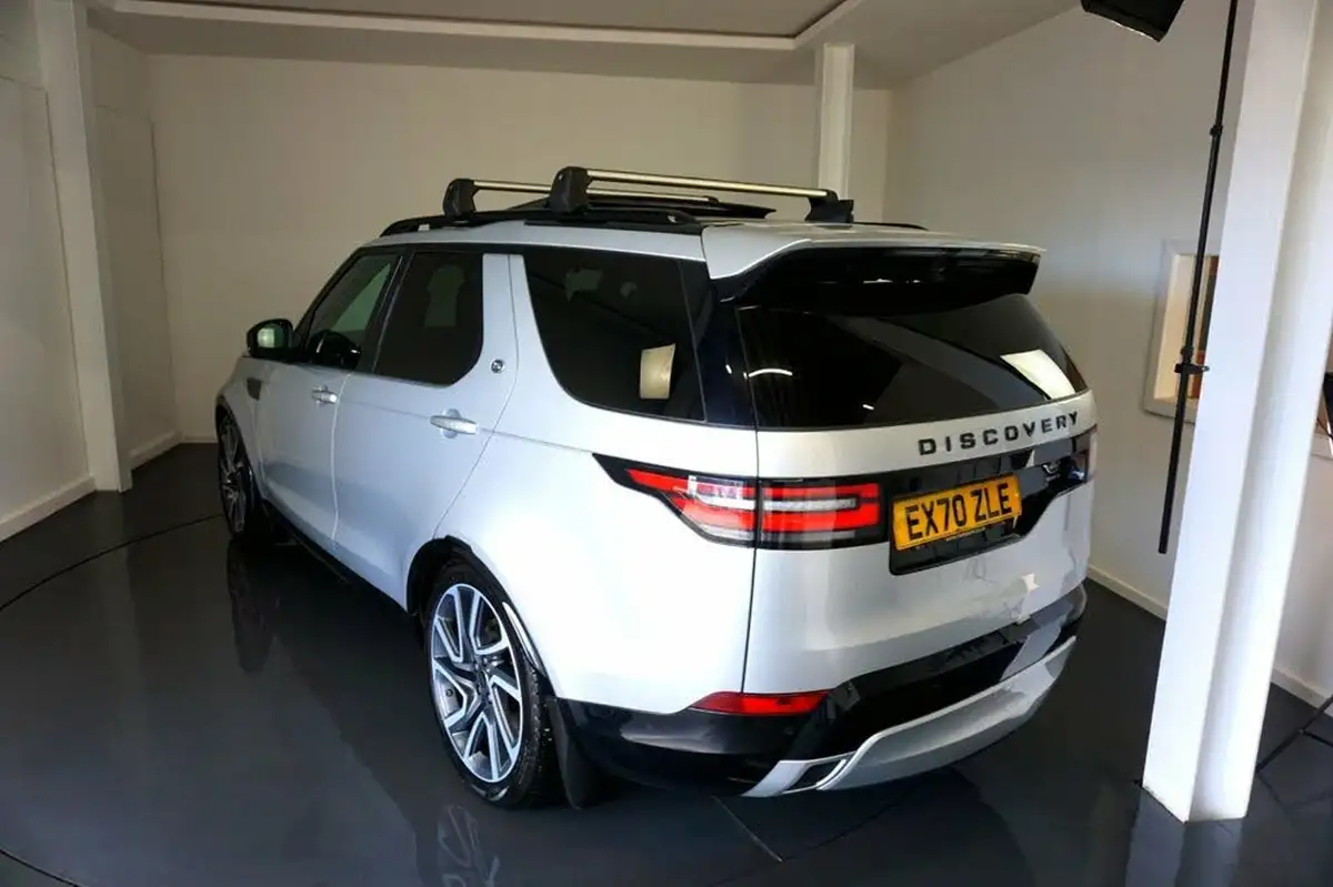 2020-land-rover-discovery-30-sd6-hse-luxury-big-5