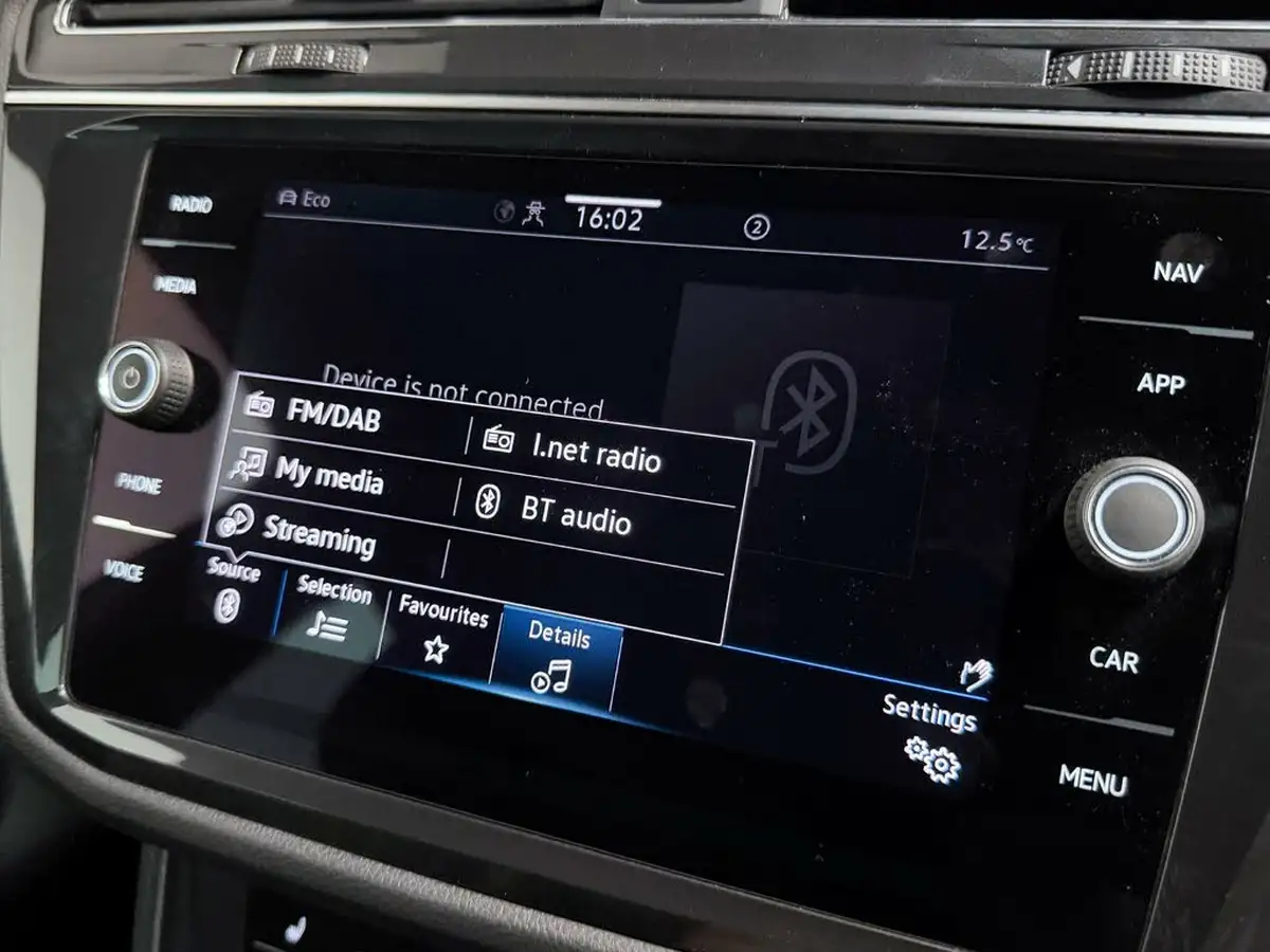 2022-volkswagen-tiguan-15-tsi-r-line-big-51