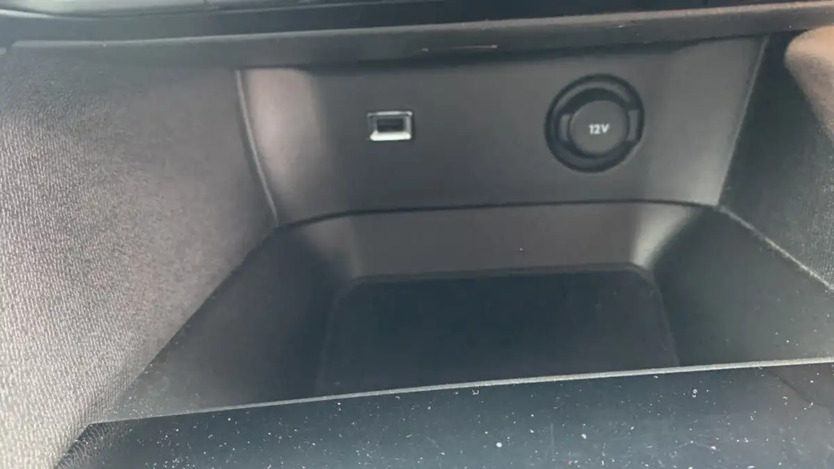 2017-peugeot-3008-suv-12-puretech-allure-big-56