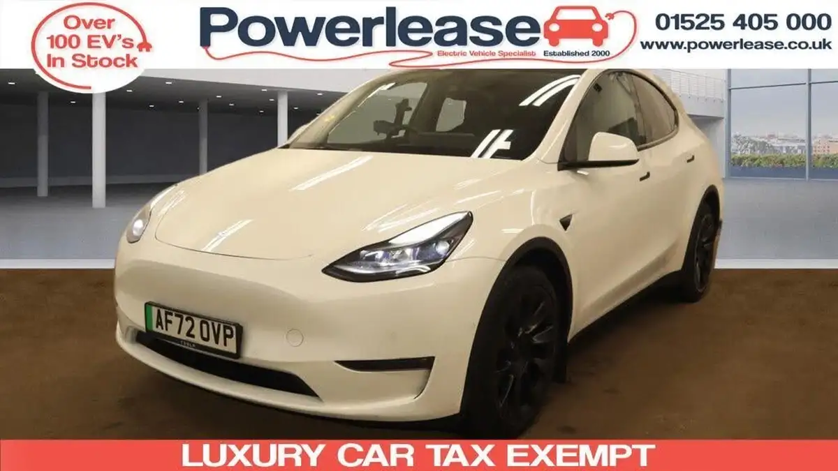 2022-tesla-model-y-e-long-range-big-0