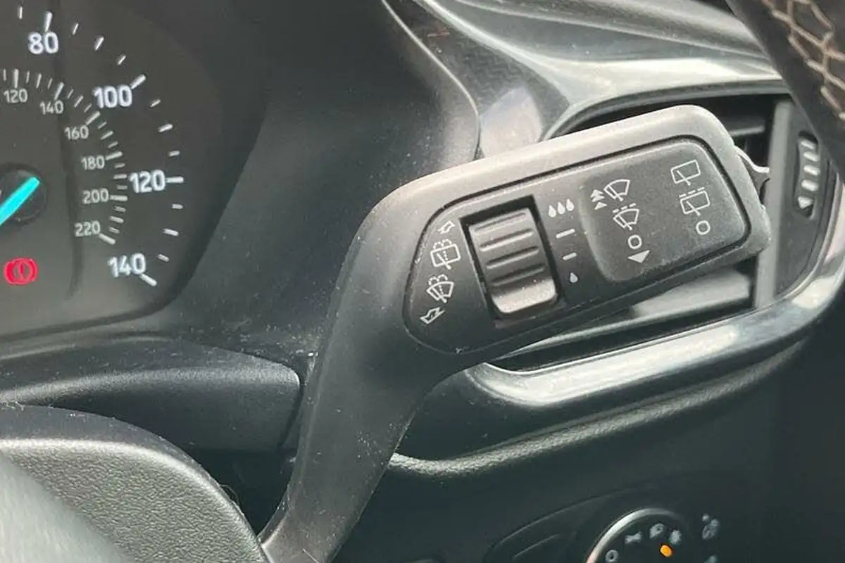 2022-ford-puma-suv-10-titanium-125ps-auto-big-14