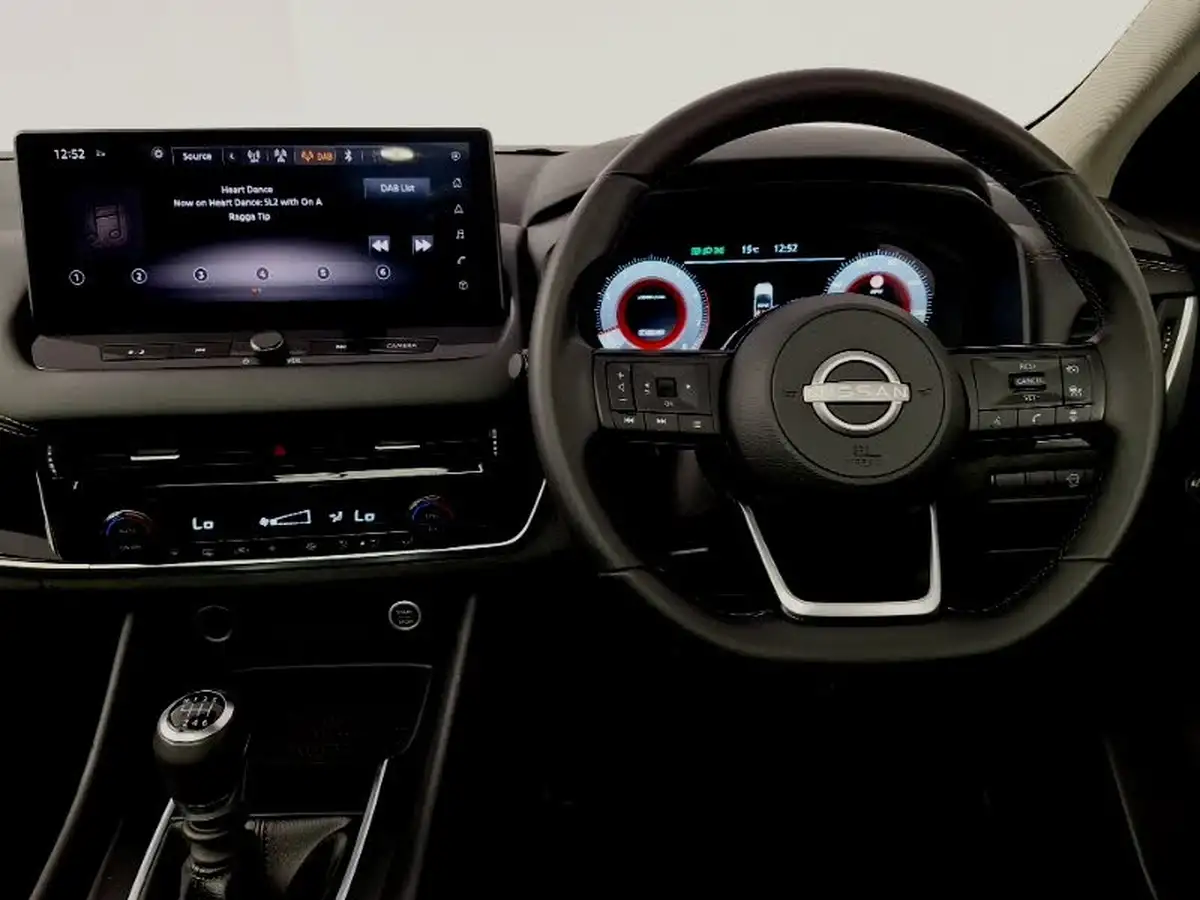 2024-nissan-qashqai-13-dig-t-n-connecta-140ps-big-6