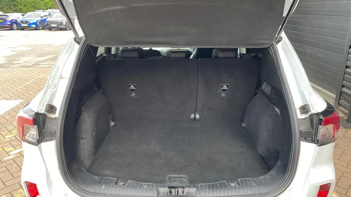 2020-ford-kuga-20-titanium-first-edition-150ps-mhev-big-14