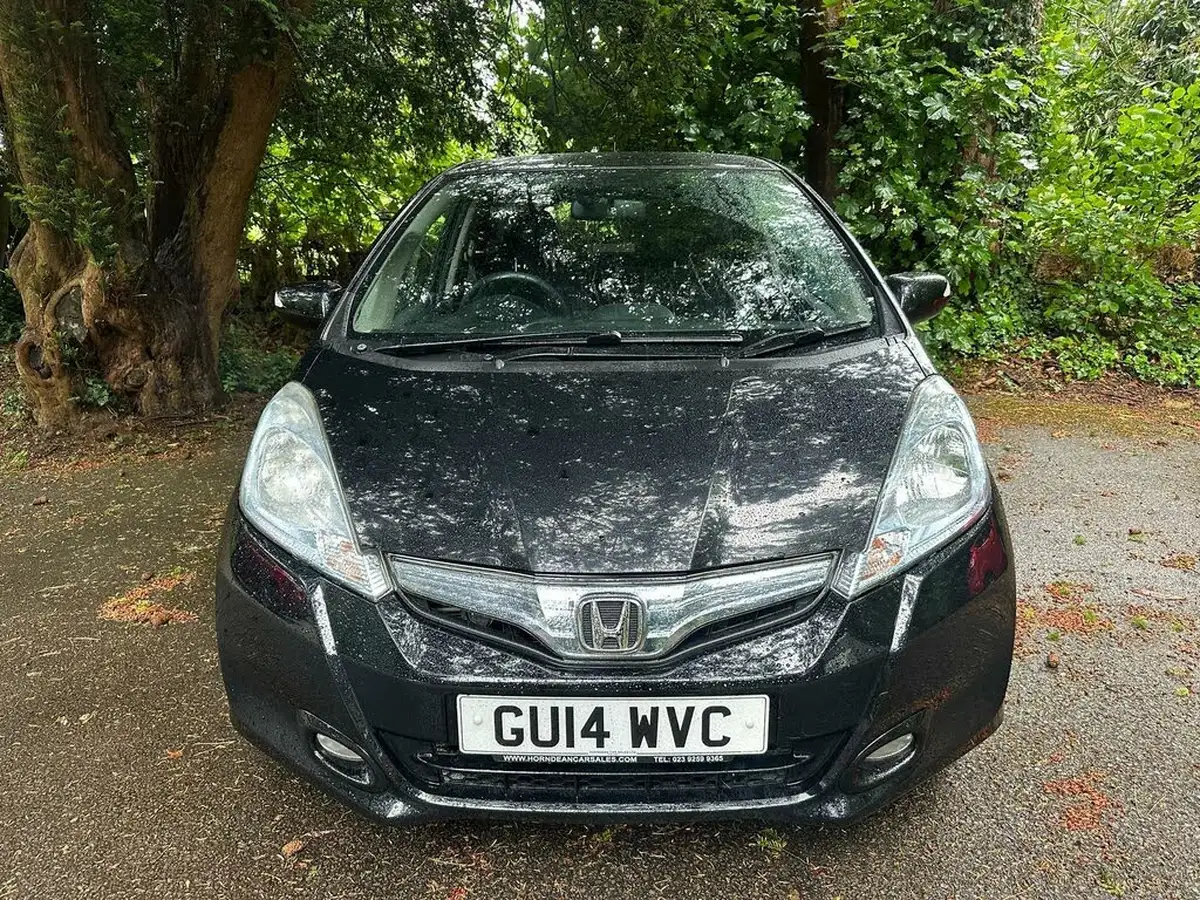 2014-honda-jazz-13-hs-t-big-3