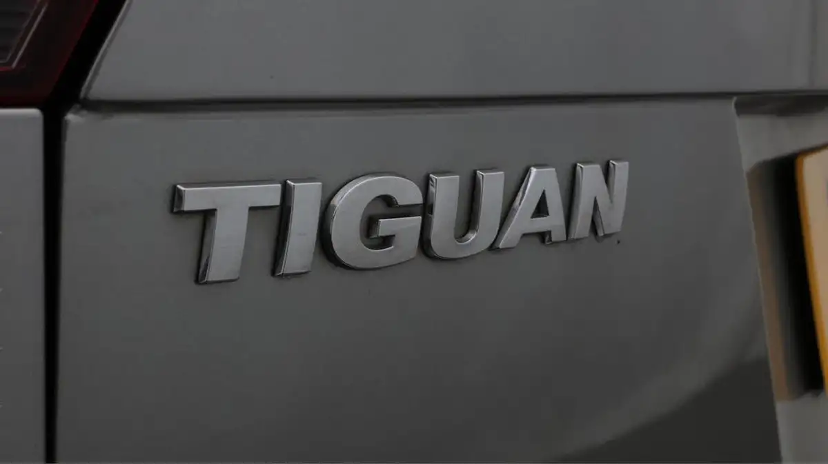 2018-volkswagen-tiguan-20tdi-r-line-150ps-4motion-ss-dsg-big-22