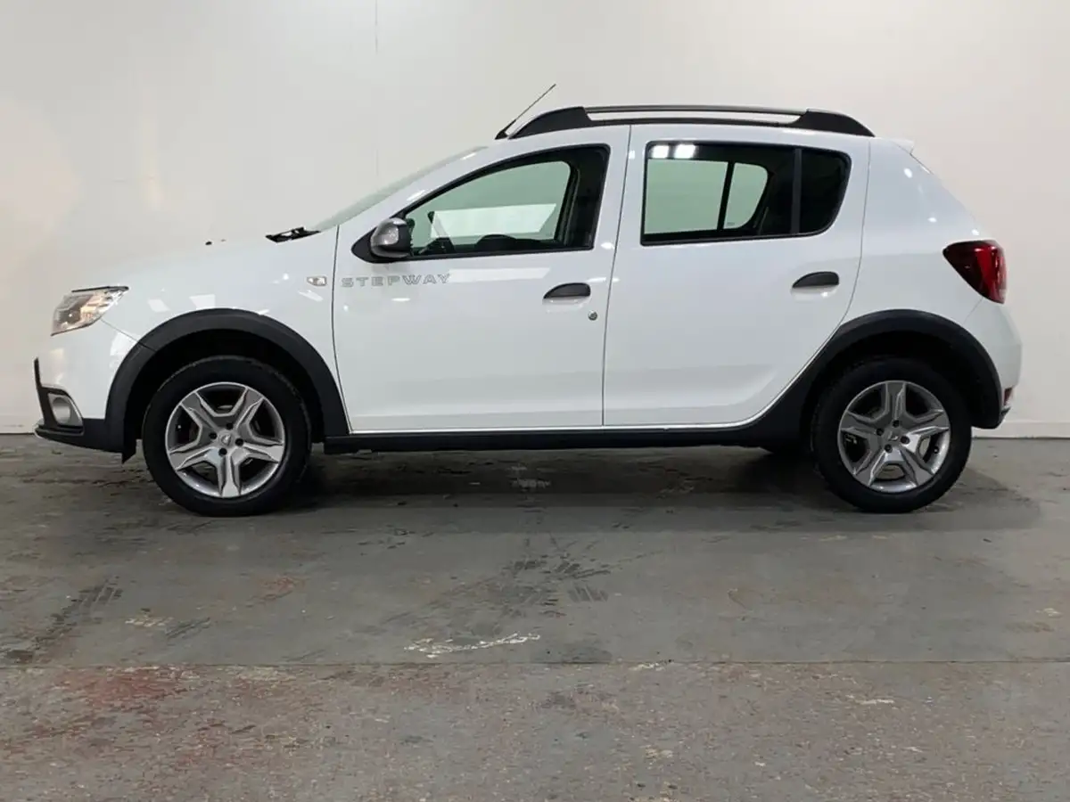2018-dacia-sandero-stepway-09-tce-essential-big-5