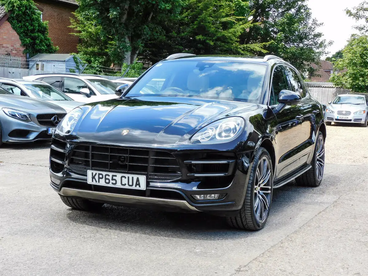 2015-porsche-macan-36-turbo-big-8