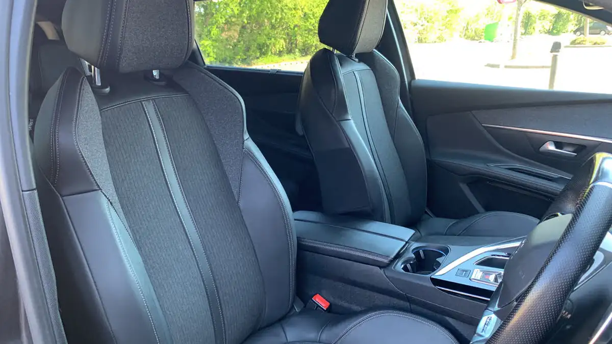 2020-peugeot-5008-suv-20-bluehdi-gt-line-big-42