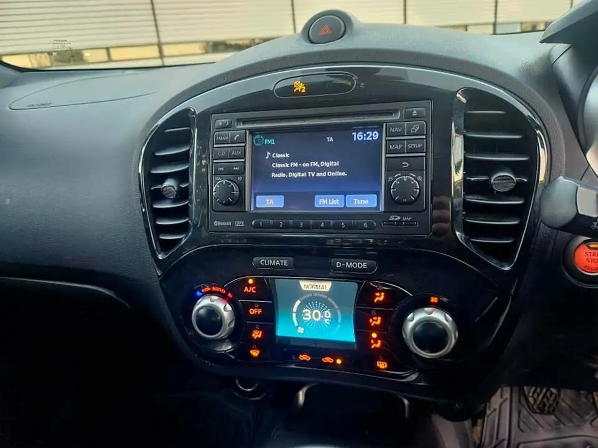 2012-nissan-juke-15td-tekna-big-16