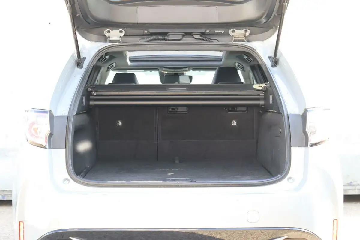 2021-toyota-corolla-20-vvt-i-design-spare-wheel-touring-sports-big-5