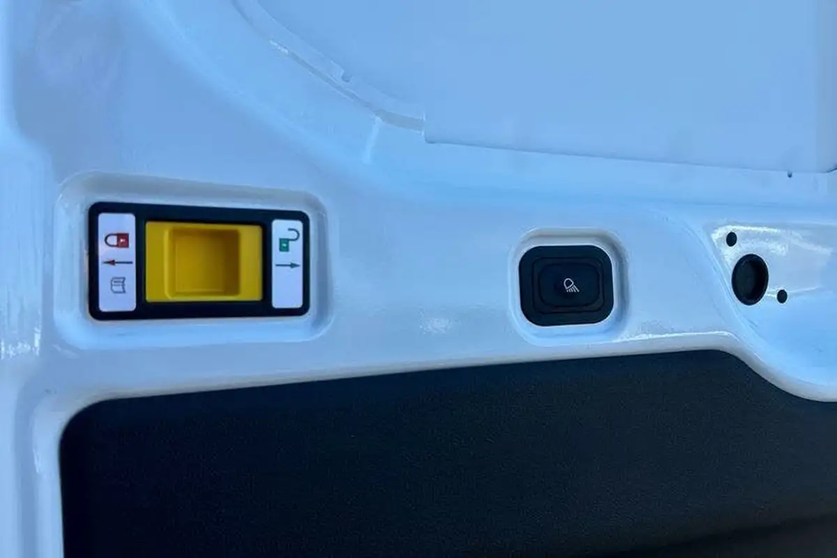 2024-ford-transit-20tdci-350-l2h2-leader-165pseu6d-panel-van-big-27