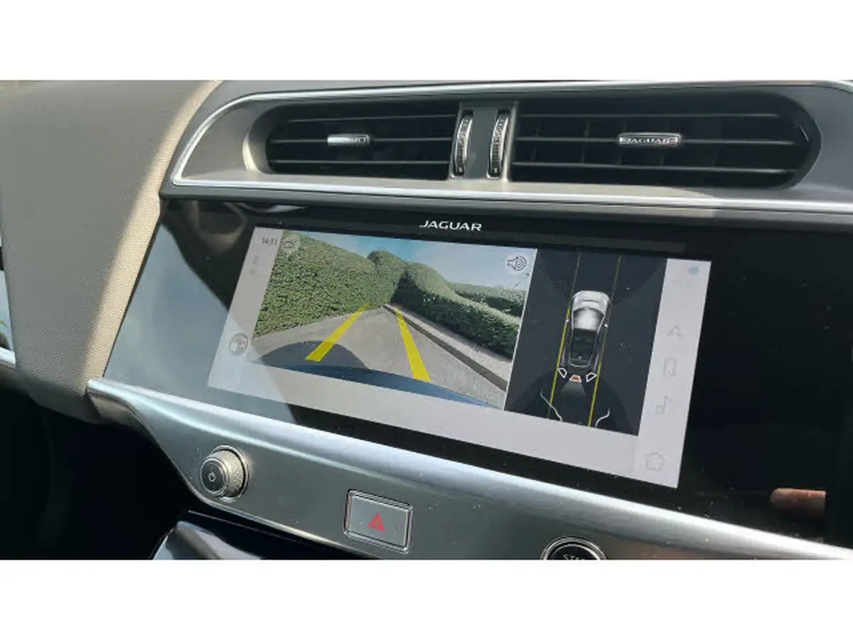 2023-jaguar-i-pace-ev400-hse-black-big-11