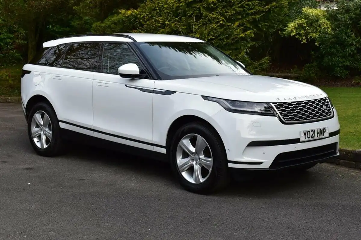 2021-land-rover-range-rover-velar-20-d200-s-big-30