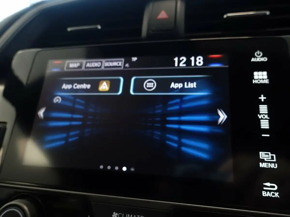 2019-honda-civic-10-vtec-turbo-sr-hatchback-5d-big-32
