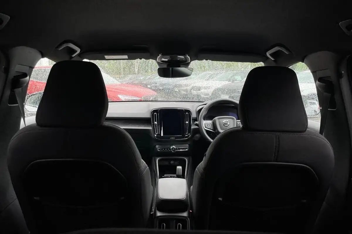 2023-volvo-xc40-e-twin-recharge-core-big-20