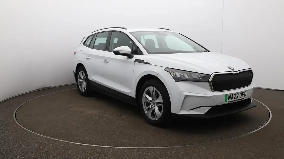 2022-skoda-enyaq-e-60-big-42