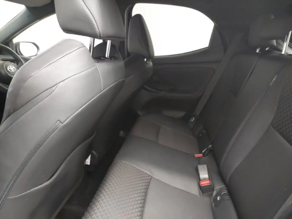 2022-toyota-yaris-15-vvt-i-dynamic-big-5