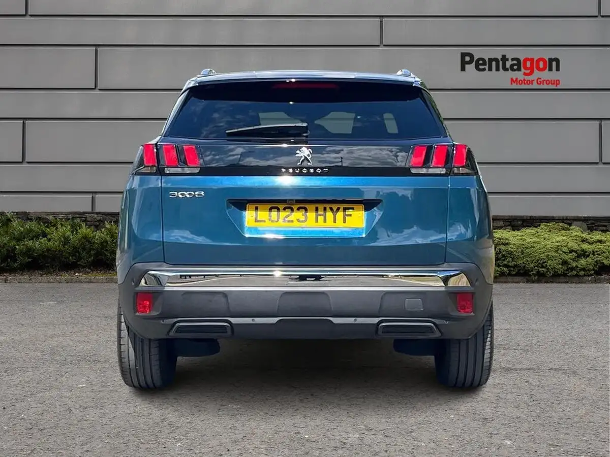 2023-peugeot-3008-suv-12-puretech-allure-premium-eat8-big-14