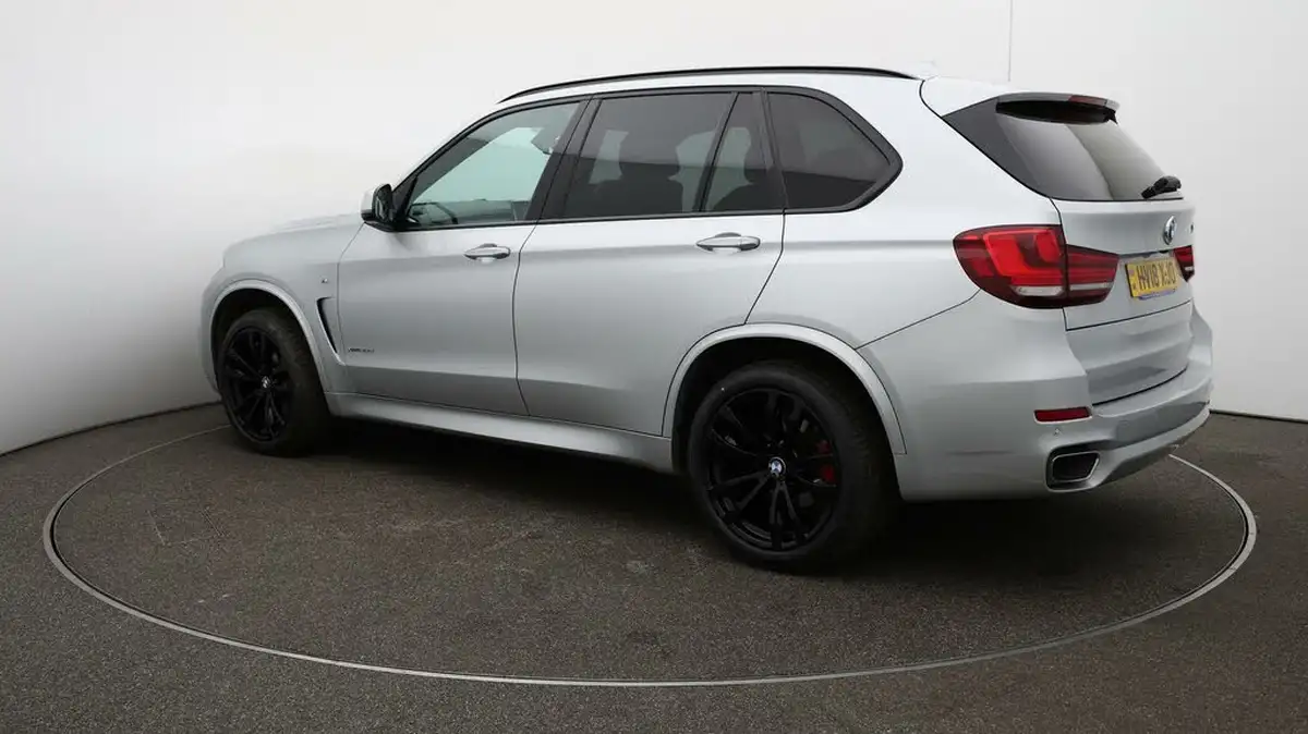 2018-bmw-x5-big-33