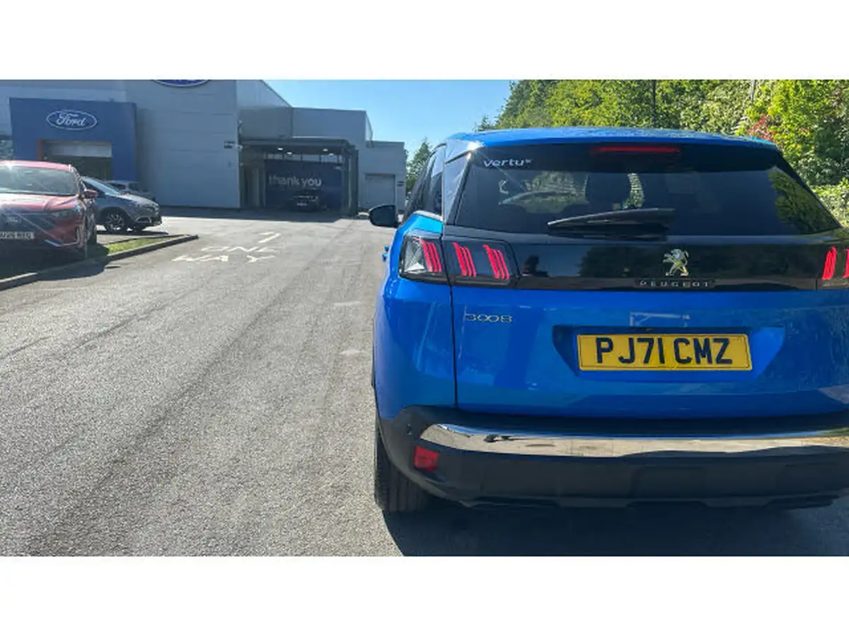 2021-peugeot-3008-suv-12-puretech-allure-big-37
